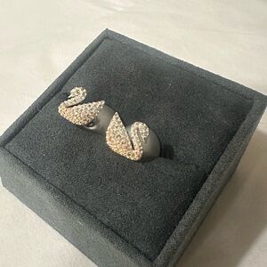 Swarovski Crystal Swan Pearl Earrings